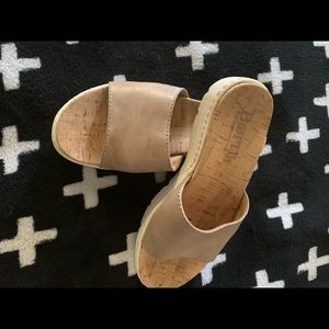 Born Platform Slide Leather Sandals